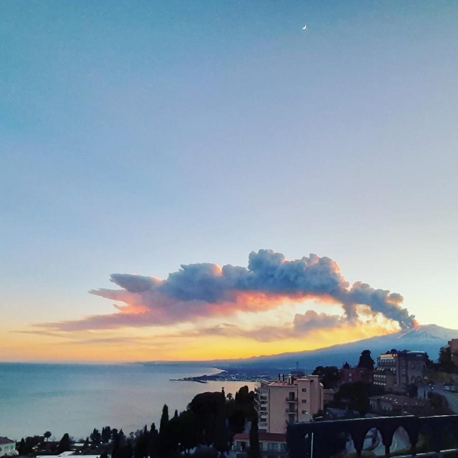 Taormina Private Apartment By Fragranza Di Sicilia Ngoại thất bức ảnh